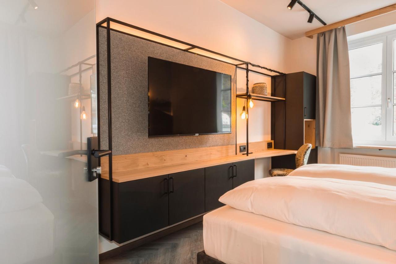 Am Paulusbogen 4*