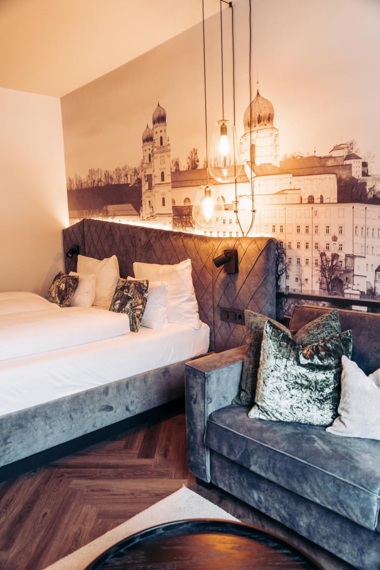 Am Paulusbogen 4* Passau